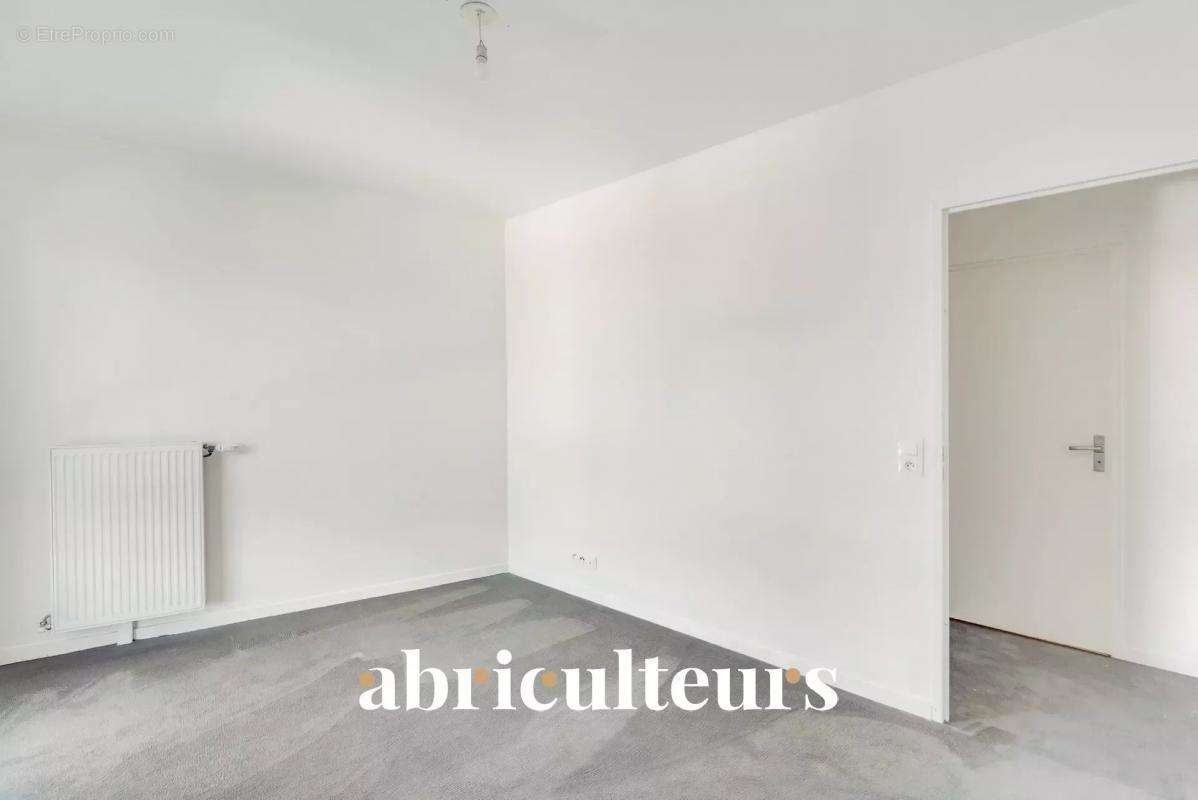 Appartement à AUBERVILLIERS