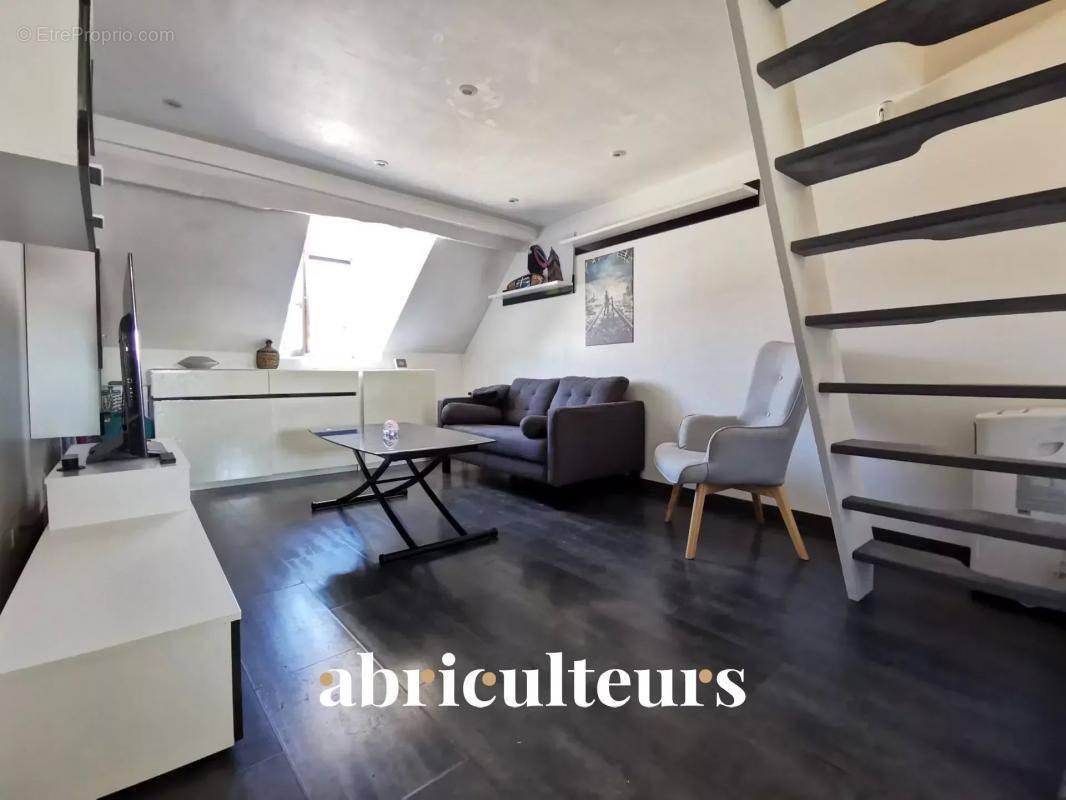 Appartement a louer louvres - 1 pièce(s) - 19 m2 - Surfyn