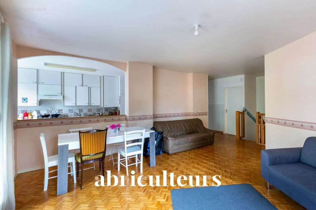 Appartement à LYON-5E