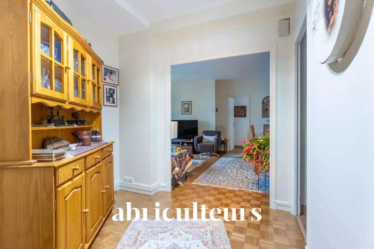 Appartement à SAINT-CLOUD