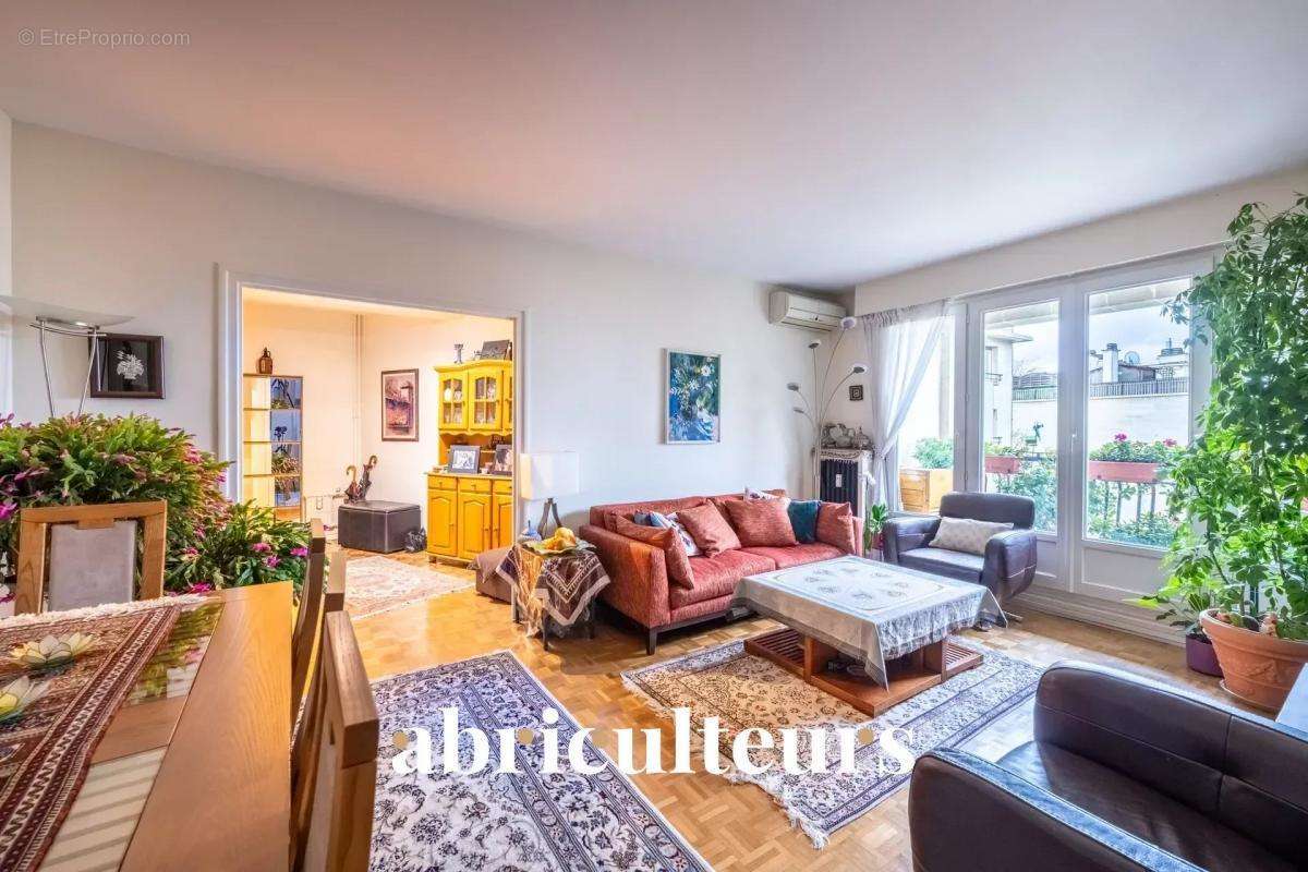 Appartement à SAINT-CLOUD