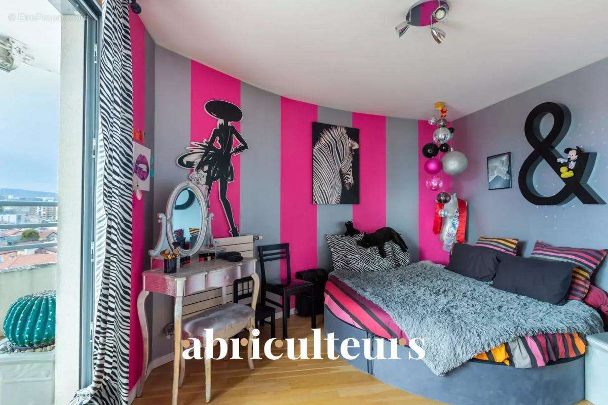 Appartement à VILLEURBANNE