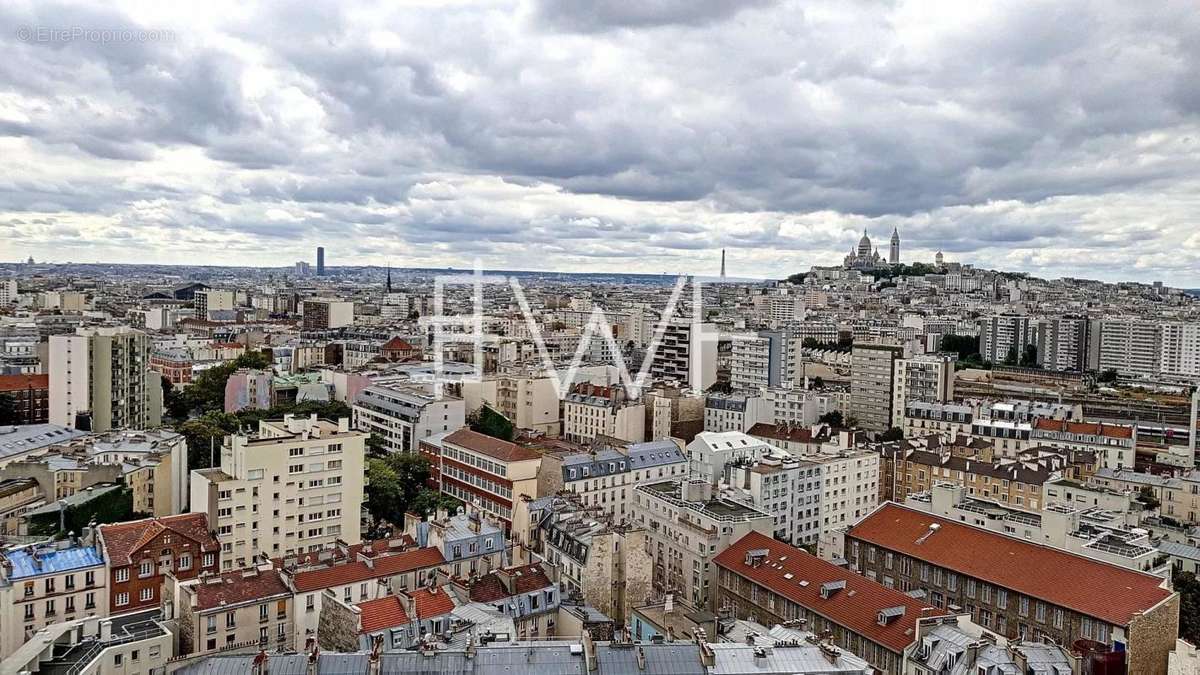 Appartement à PARIS-18E