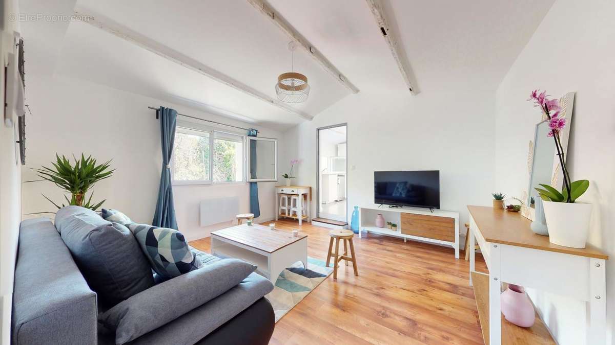 Appartement à VITRY-SUR-SEINE