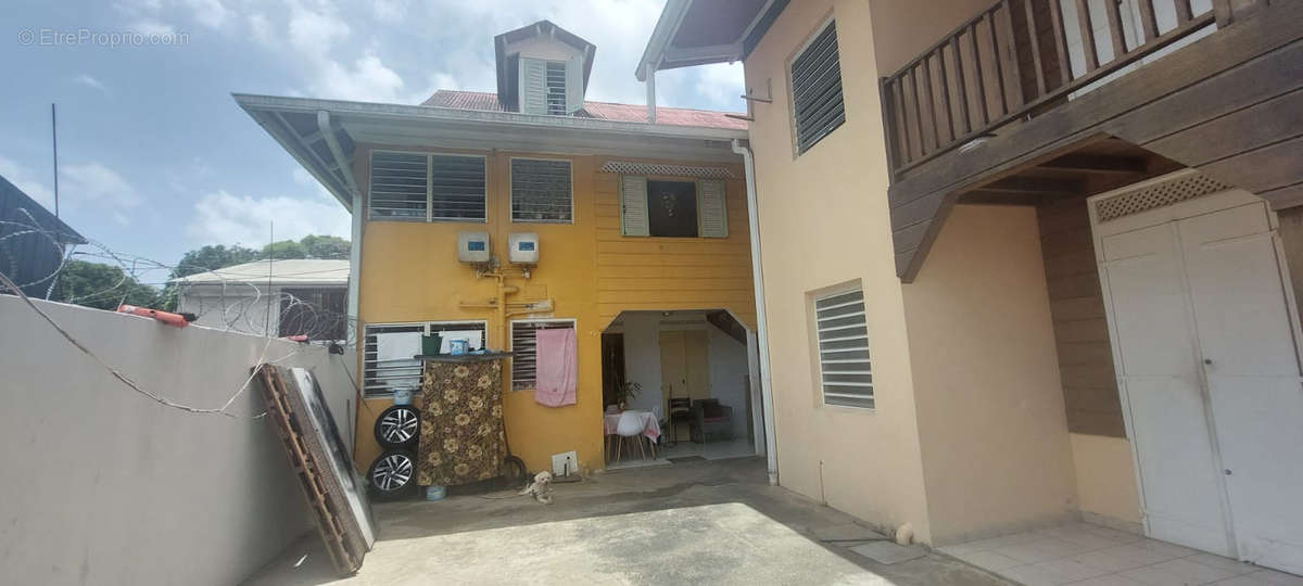 Appartement à CAYENNE