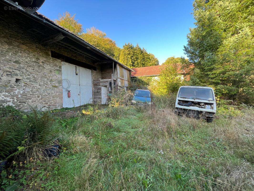 Maison à SAINT-SULPICE-LAURIERE