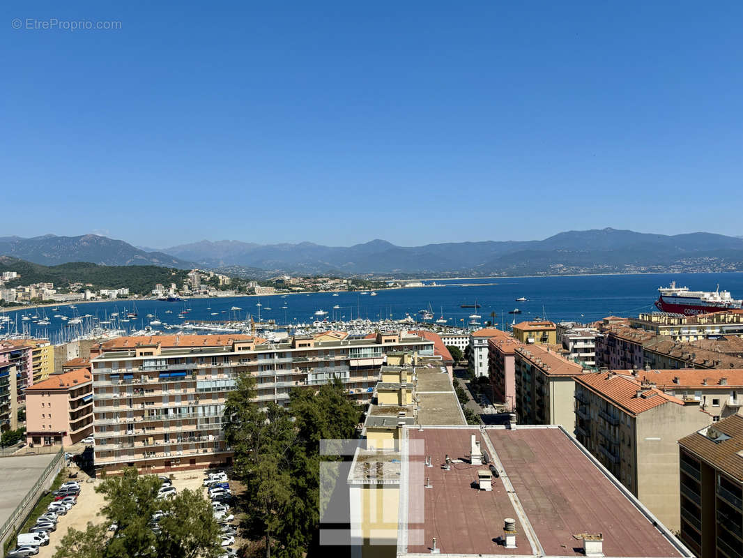 Appartement à AJACCIO