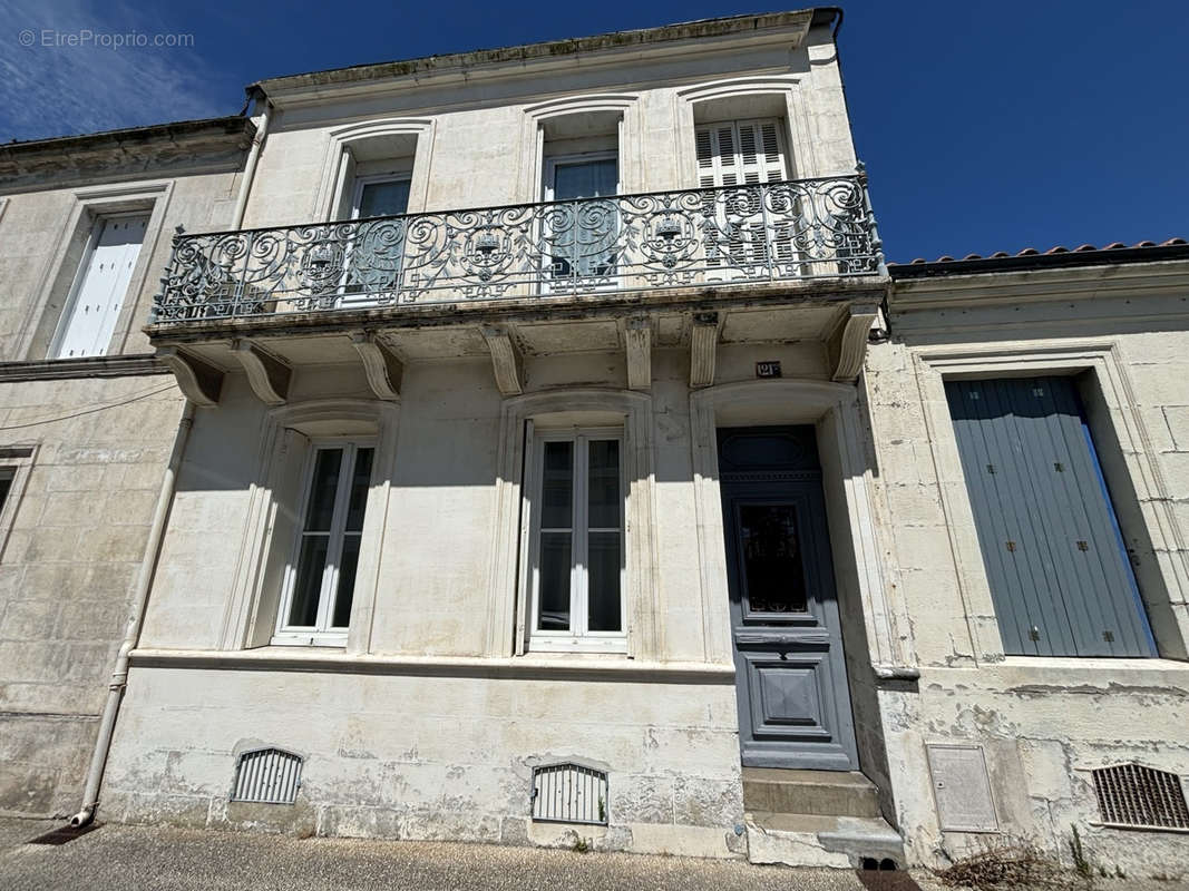 Maison à ROCHEFORT