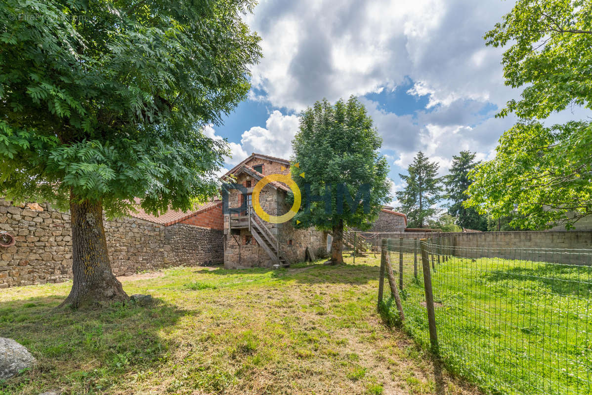 Maison à SAUGUES