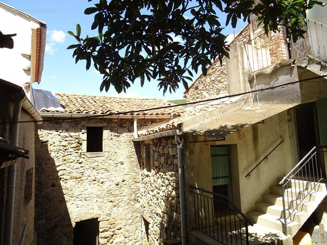 Maison à LES SALLES-DU-GARDON