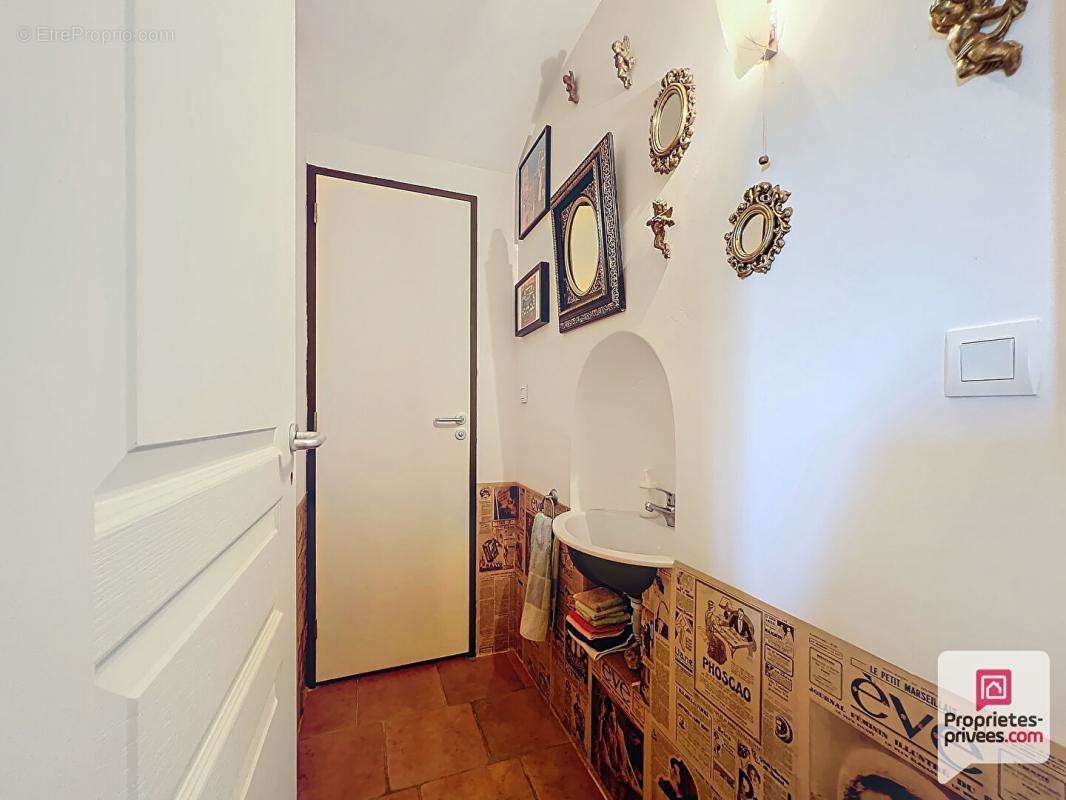 Appartement à SAINT-MAXIMIN-LA-SAINTE-BAUME