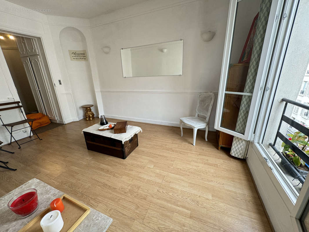 Appartement à PARIS-12E