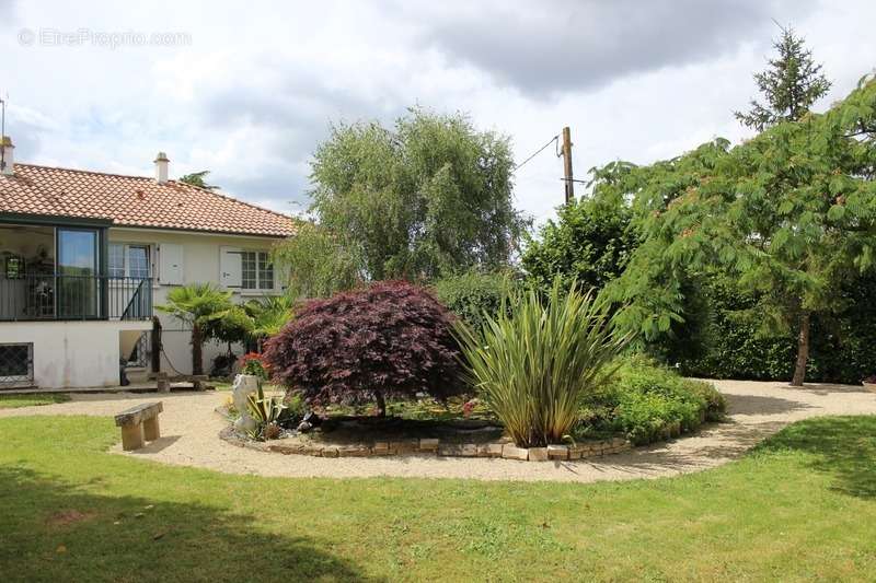 Maison à BRESSUIRE