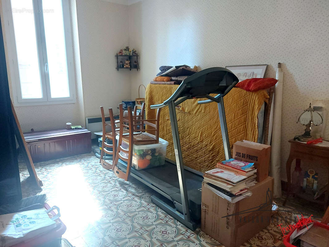 Appartement à MALAUCENE