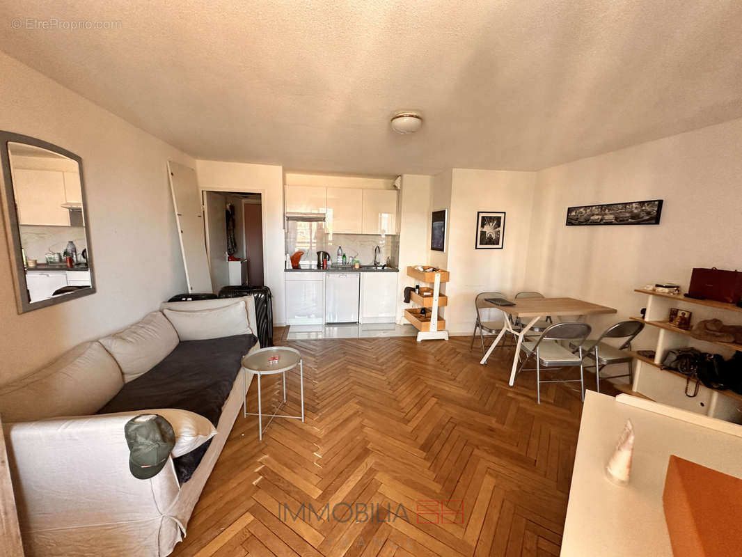 Appartement à BEAUSOLEIL