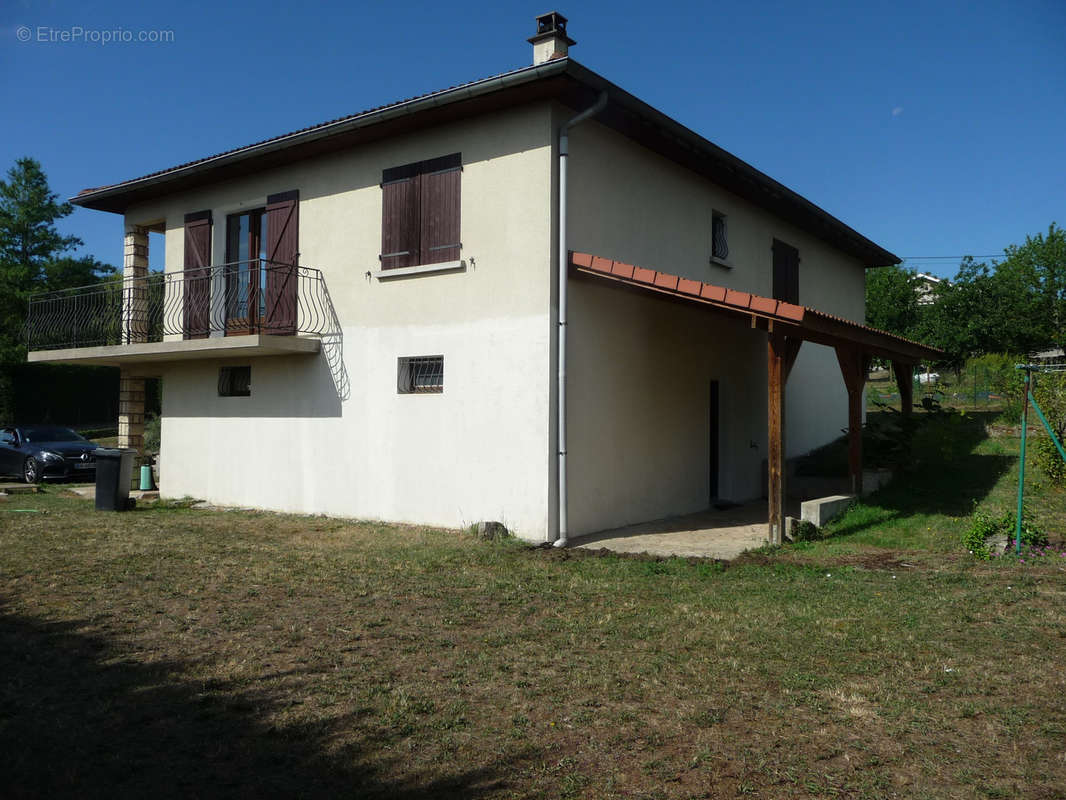 Maison à ECOTAY-L&#039;OLME