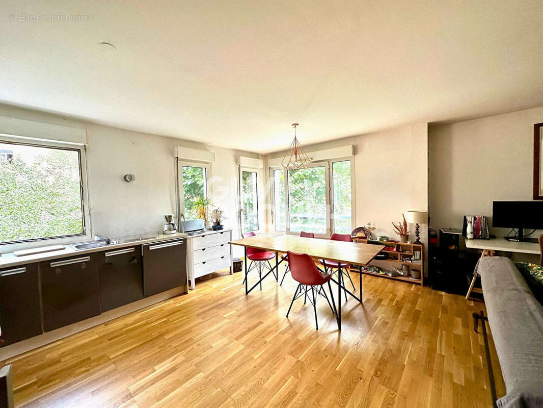 Appartement à LYON-1E