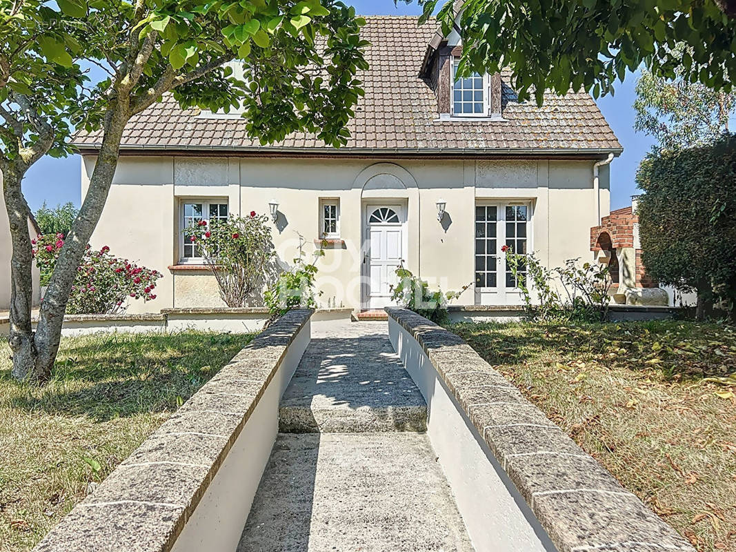 Maison à FRENOUVILLE