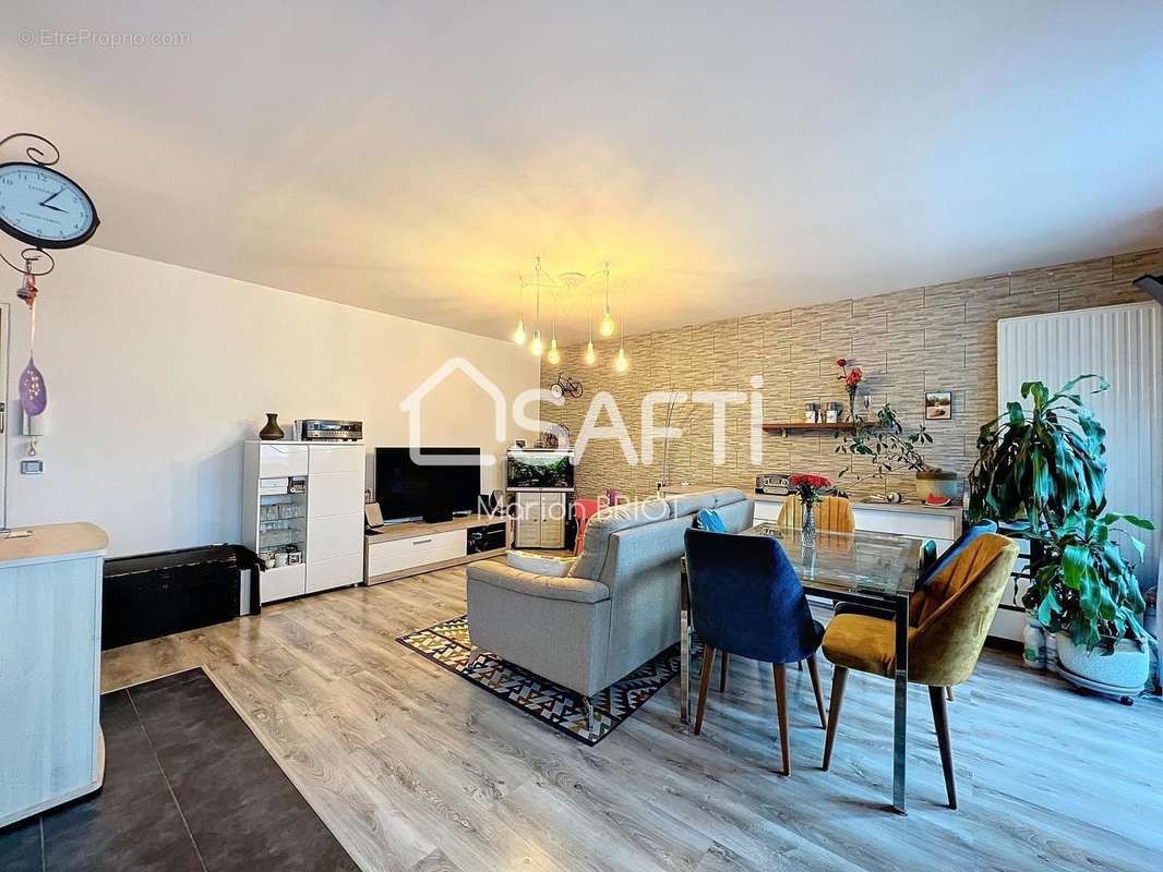 Photo 3 - Appartement à VILLENEUVE-LA-GARENNE