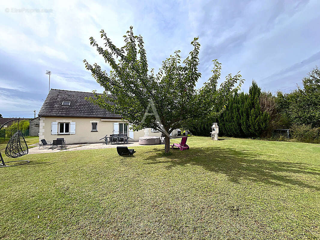 Maison à CHAILLES