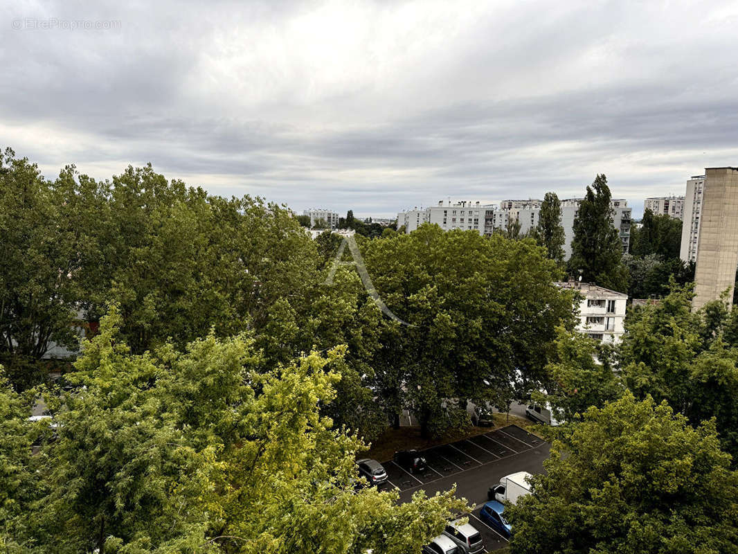 Appartement à AULNAY-SOUS-BOIS