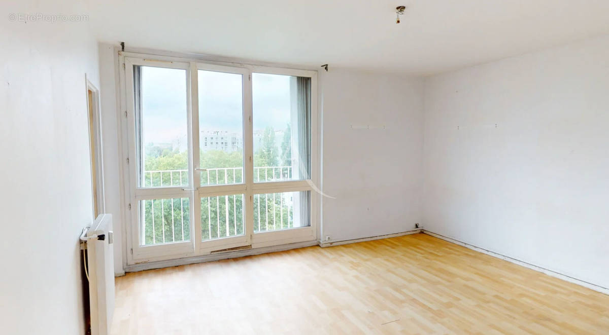 Appartement à AULNAY-SOUS-BOIS