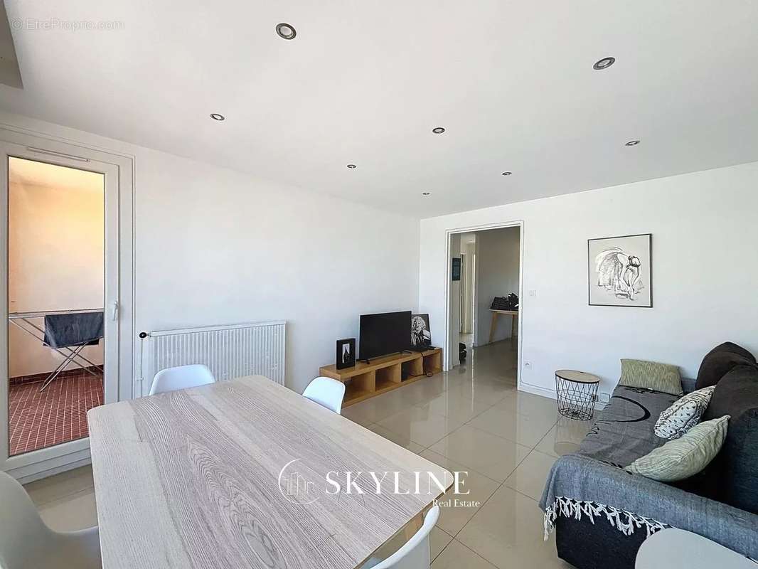 Appartement à MARSEILLE-8E