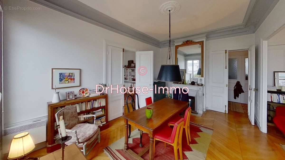 Appartement à PARIS-4E