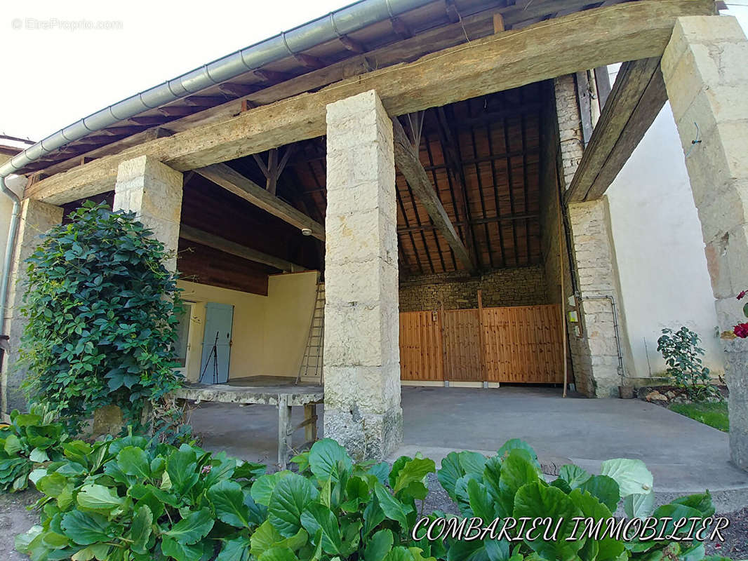 Maison à CAYLUS