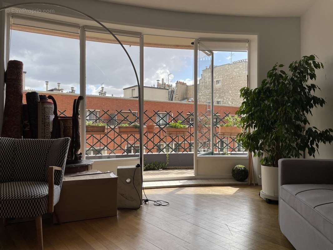 Appartement à PARIS-5E