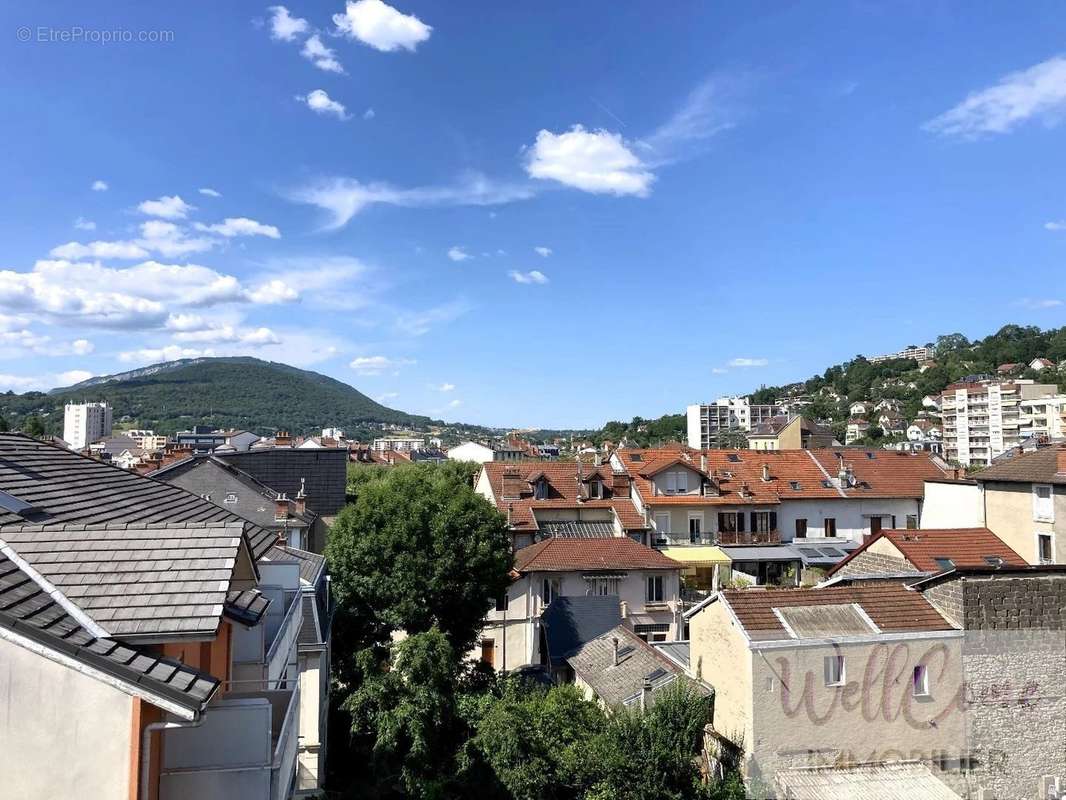 Appartement à AIX-LES-BAINS