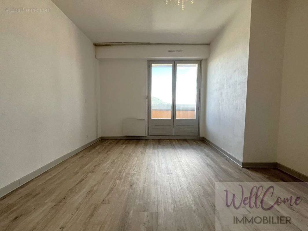 Appartement à AIX-LES-BAINS