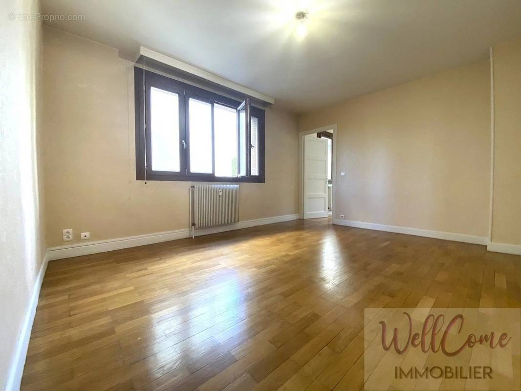 Appartement à AIX-LES-BAINS