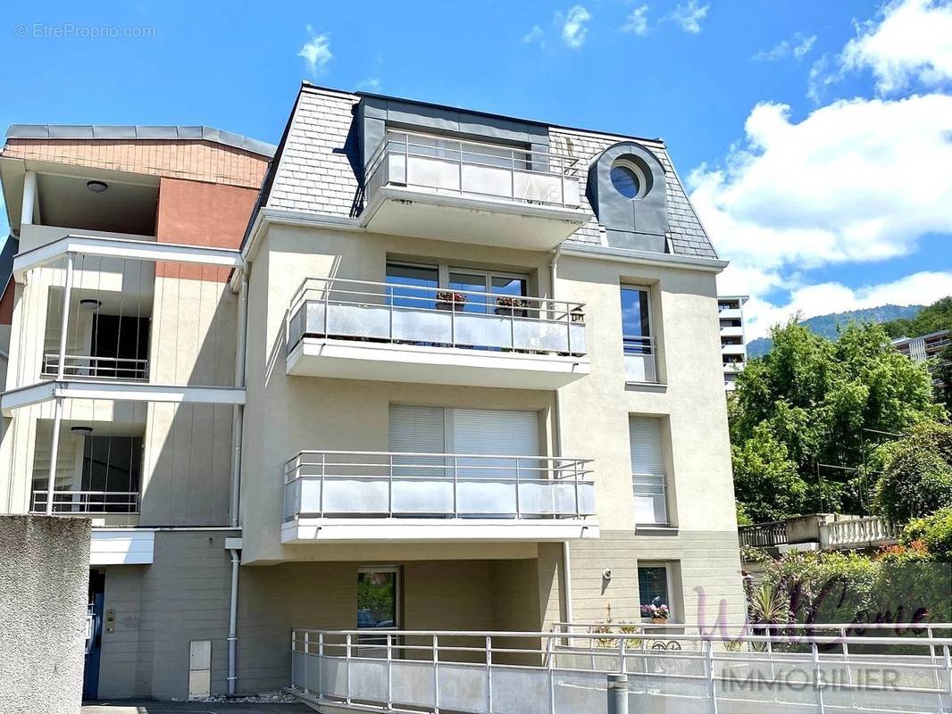 Appartement à AIX-LES-BAINS