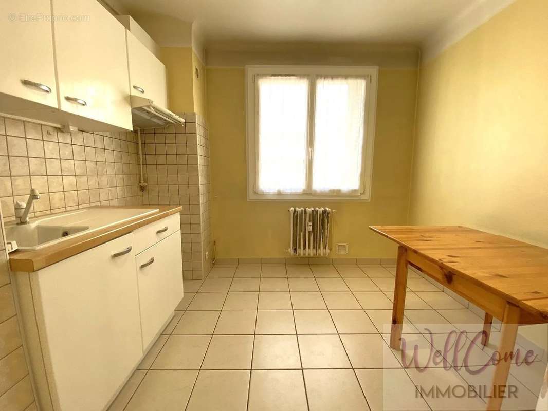 Appartement à AIX-LES-BAINS