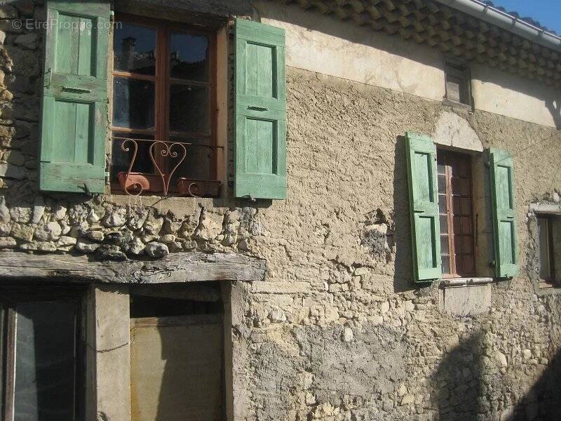 Appartement à SAINTE-CROIX