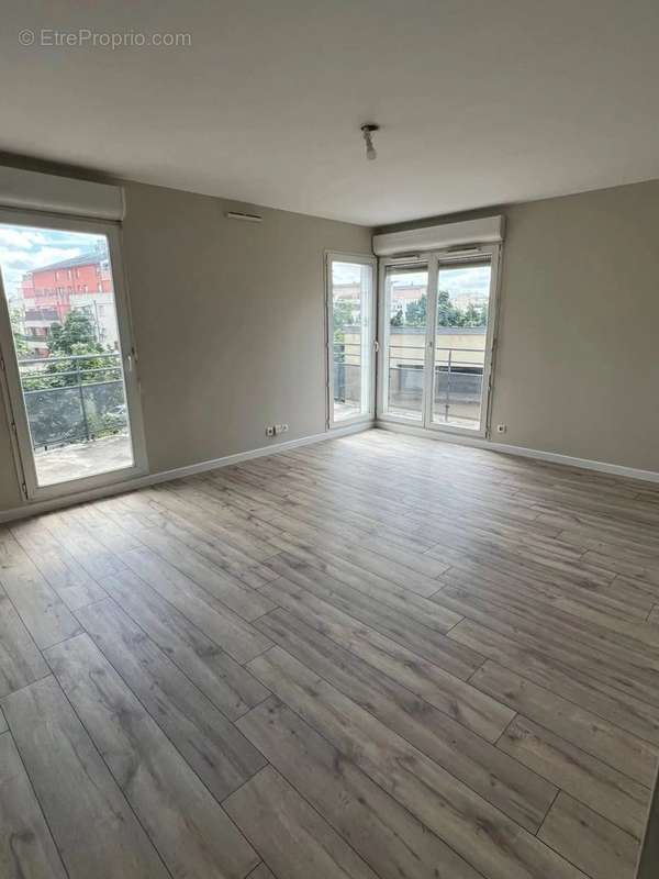 Appartement à CHELLES