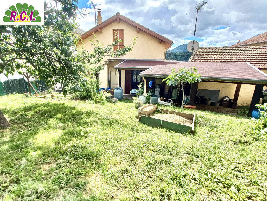 Maison à RETOURNAC