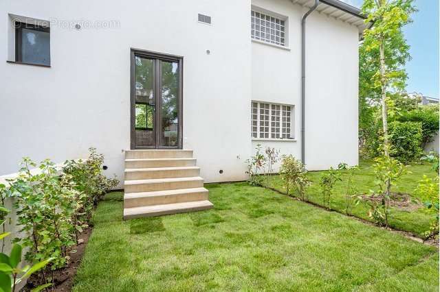 Appartement à MAISONS-ALFORT