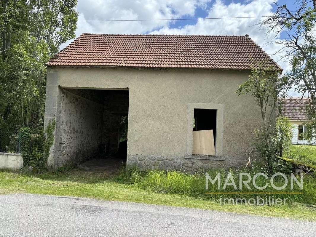 Maison à CHENERAILLES