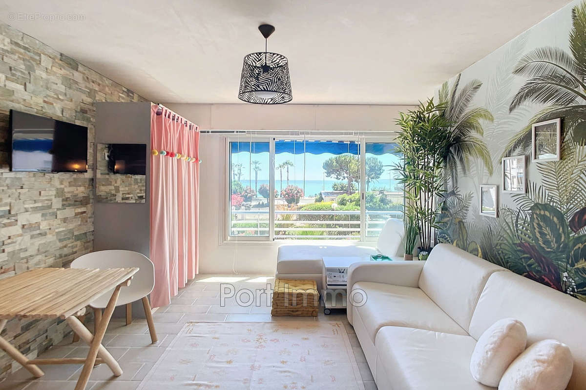 Appartement à CAGNES-SUR-MER