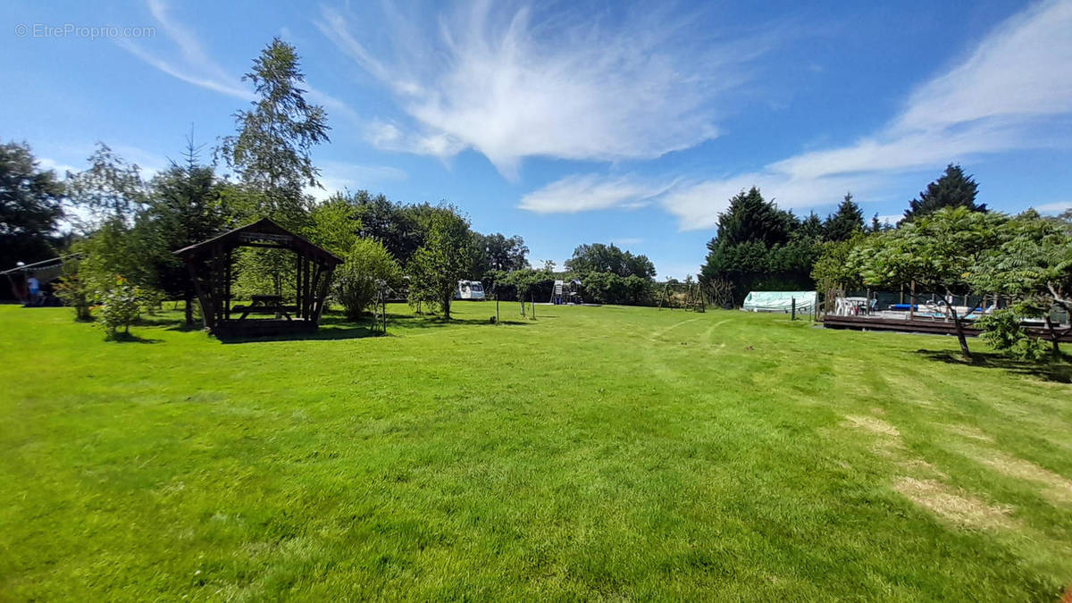 Campsite - Maison à SAINT-JORY-DE-CHALAIS