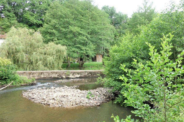 RIVER - Maison à CHARROUX