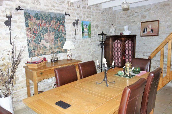 dining room - Maison à PUYREAUX