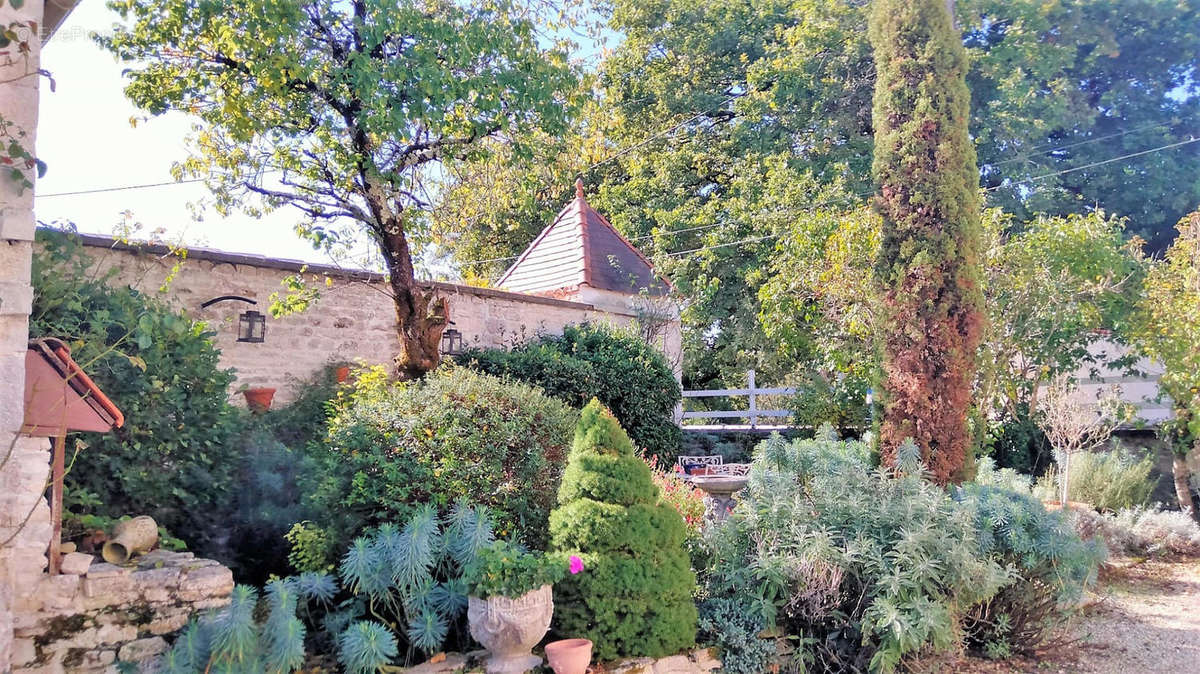 SMART JARDIN - Maison à PUYREAUX