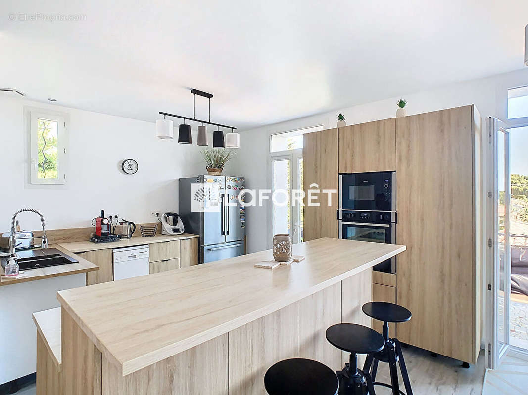 Appartement à SAUSSET-LES-PINS