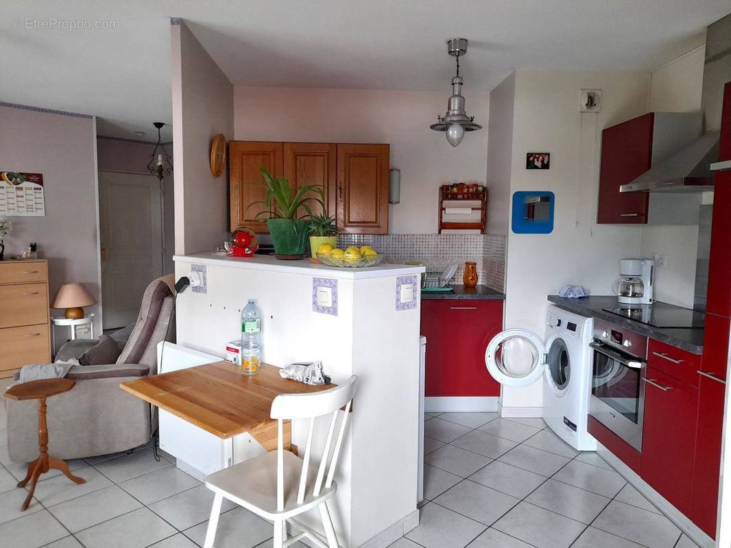   - Appartement à SAINT-FONS