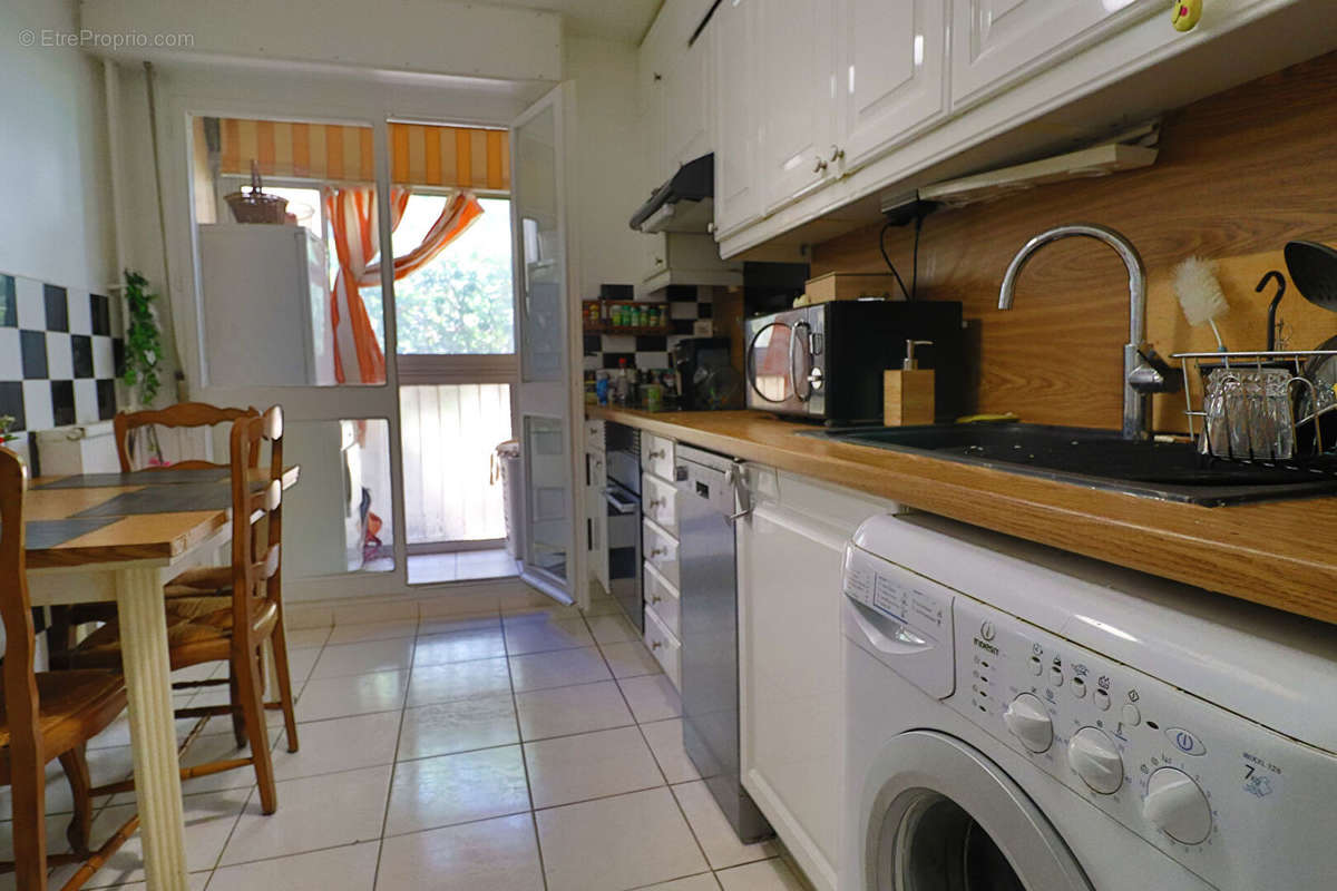 Appartement à MARSEILLE-10E