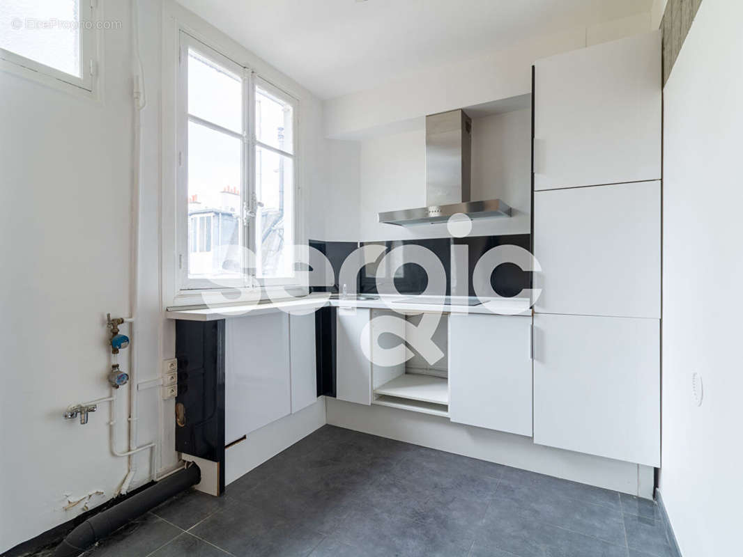 Appartement à NEUILLY-SUR-SEINE