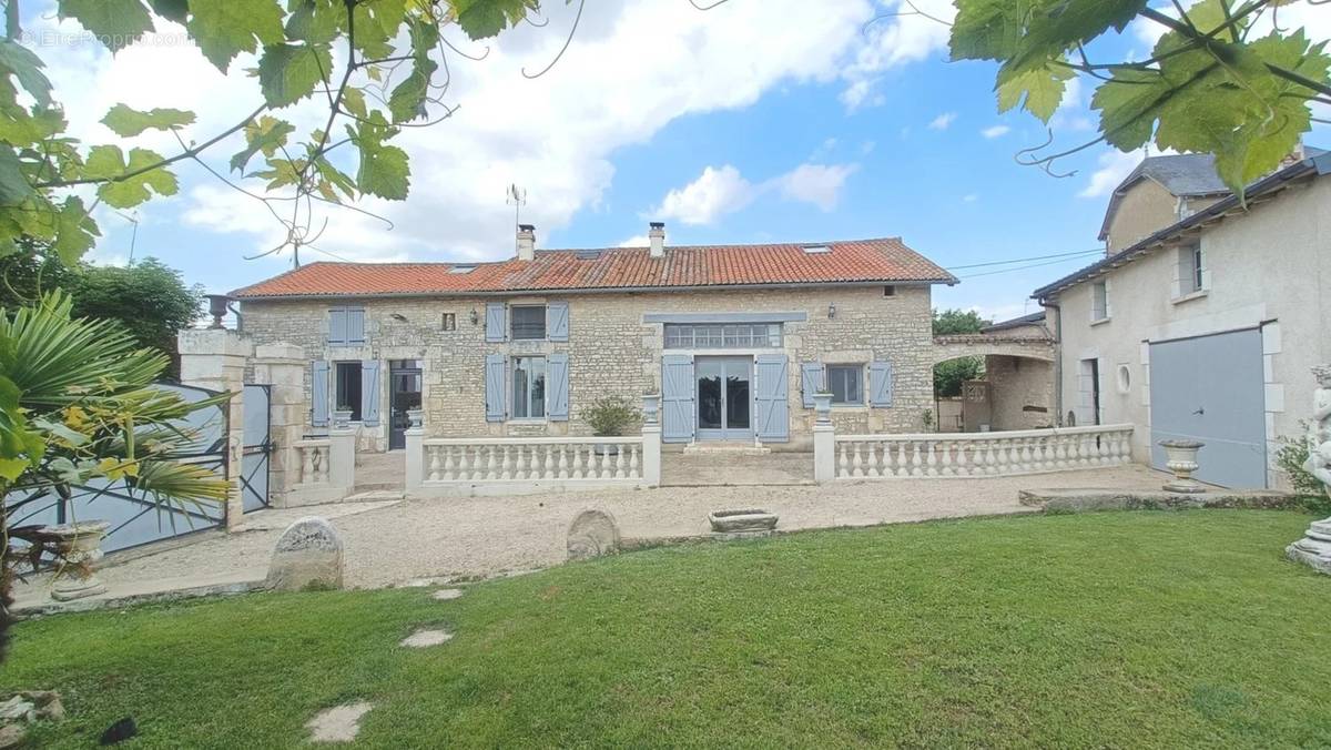 Maison à CISSE